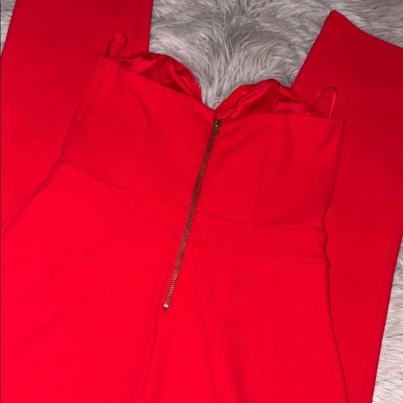 Express Sweetheart Strapless Jumpsuit with Exposed Zipper and Pockets Size 0 - Picture 6 of 8